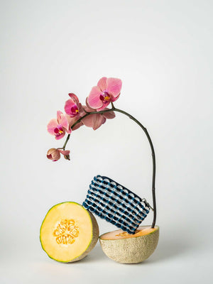 alt ="upcycled coin pouch teal color - soda tab coin purse escama studio"