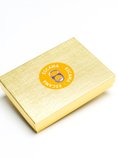 alt="gift box for alt earrings from pop tabs - escama studio"