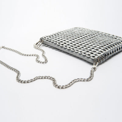 alt="silver chain purse - escama studio"