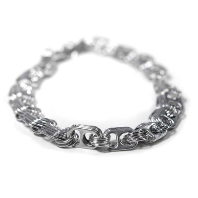 alt="jewelry making kit soda pop tab necklace from Escama Studio"